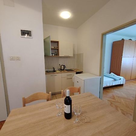 Apartments Kocijan Sukošan Eksteriør billede