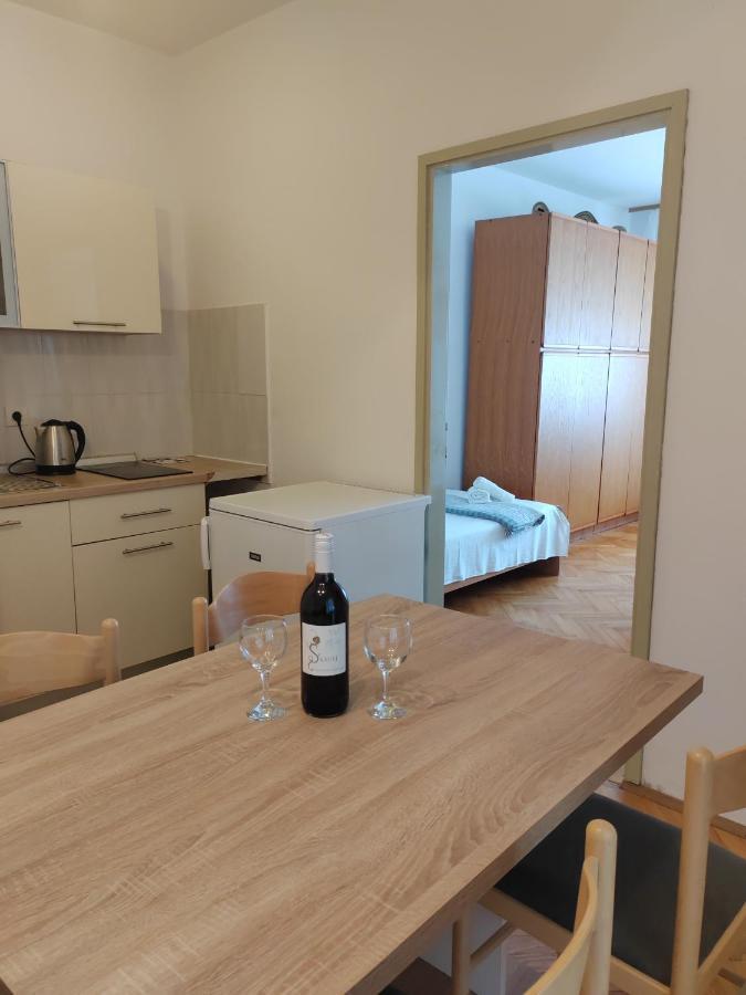 Apartments Kocijan Sukošan Eksteriør billede
