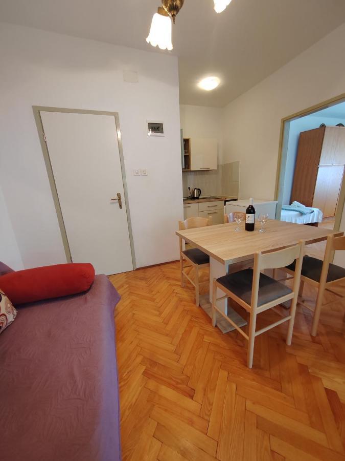 Apartments Kocijan Sukošan Eksteriør billede
